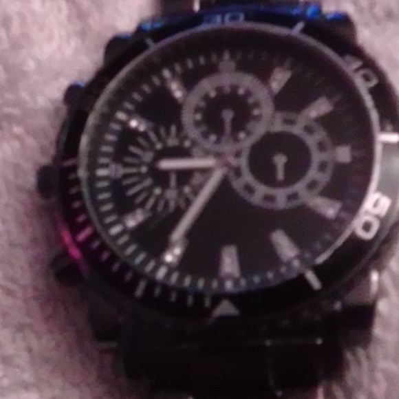 Watch - Picture 3 of 4